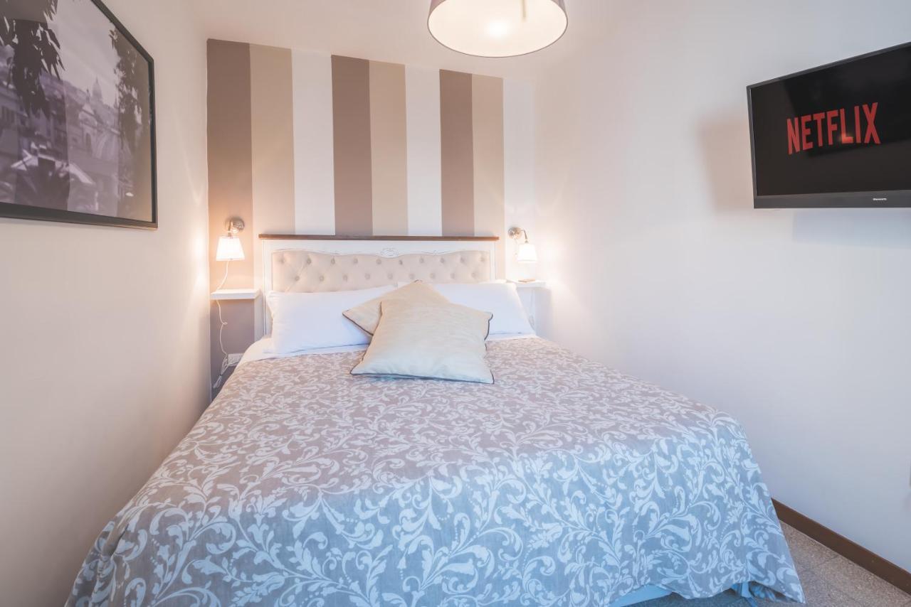 Pellegrino 75 Double Bedroom Рим Екстериор снимка